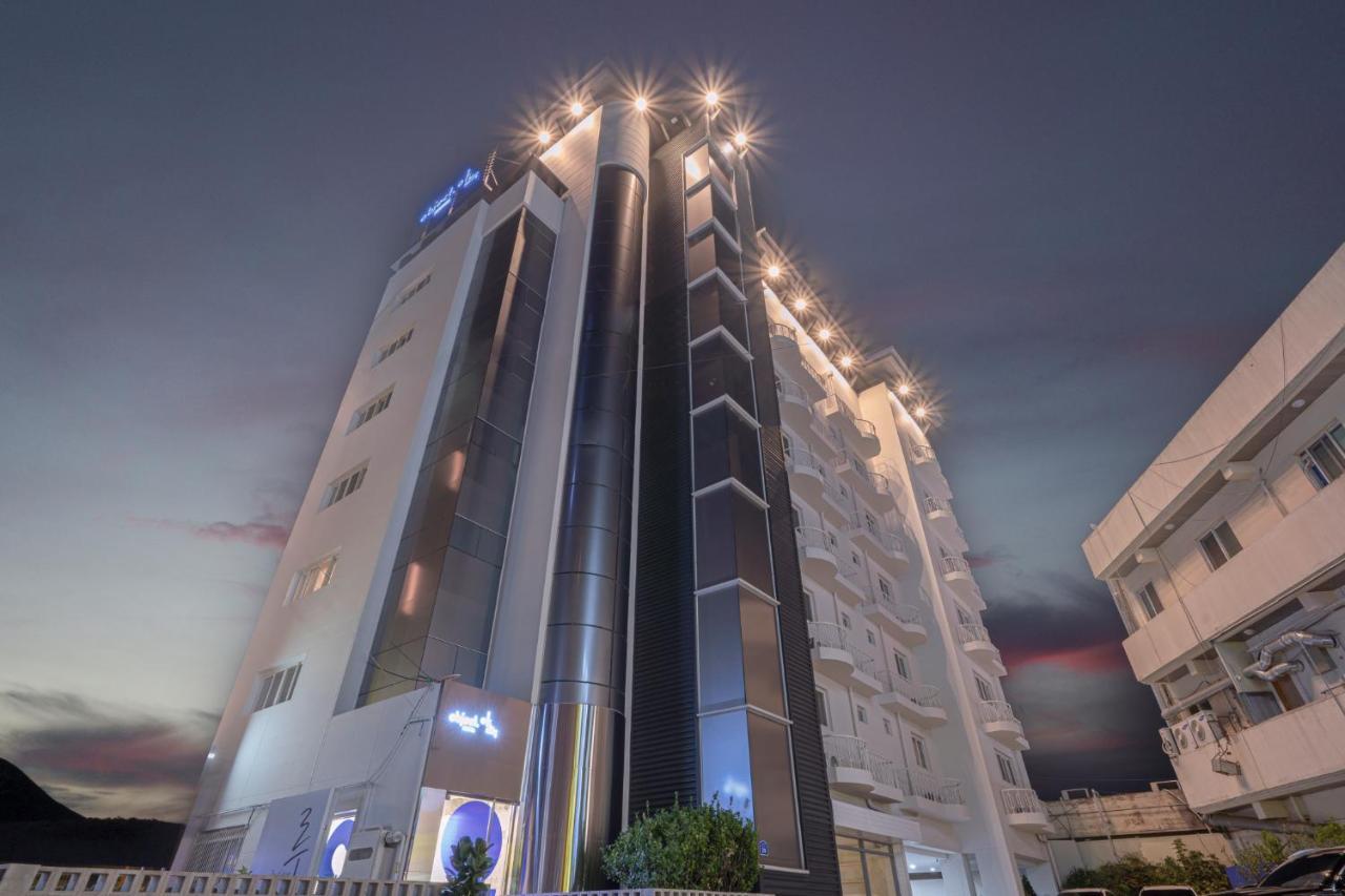 Object Aank Hotel Kumi Kültér fotó
